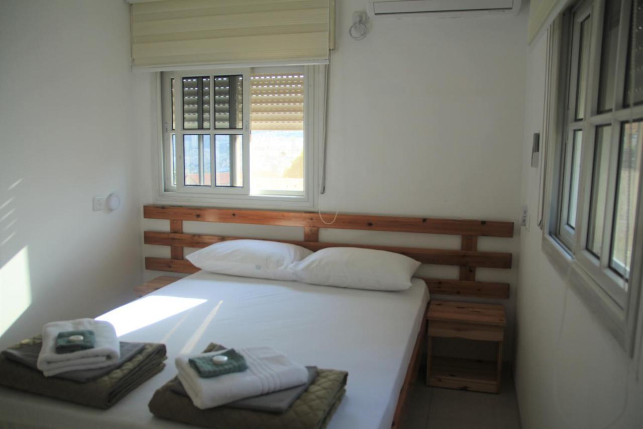 David Hostel Тиверіада Екстер'єр фото